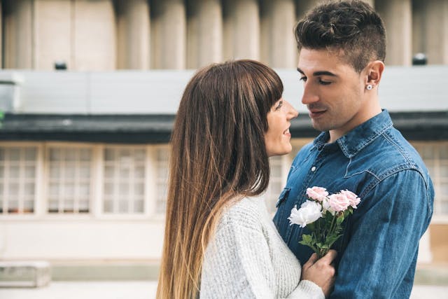 結婚したいと女性から伝えるのはあり 逆プロポーズの注意点とベストなタイミングとは 恋活 婚活のための総合サイト 婚活会議 結婚したいと女性から伝えるのはあり 逆プロポーズの注意点とベストなタイミングとは 恋活 婚活のための総合サイト 婚活会議